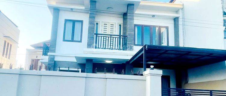 (J85) RUMAH MODERN TENGAH KOTA DGN 3 KAMAR DIRENON  1