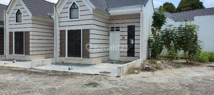 Jual rumah di jl.Banfar Labuhan, Limau Manis , Medan 1