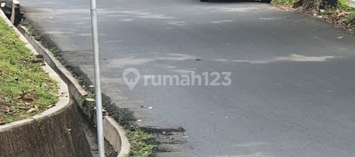 Jual : TANAH di.GAJAH MUNGKUR , SEMARANG  ( pinggir Jalan Raya SEMARANG - BANDUNGAN ) 1