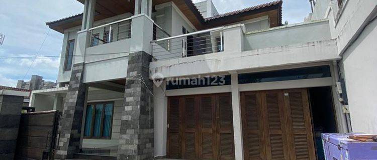 Dijual Rumah Mewah Modern di Tengah Kota Hunian Nyaman Terawat Markoni Atas 1