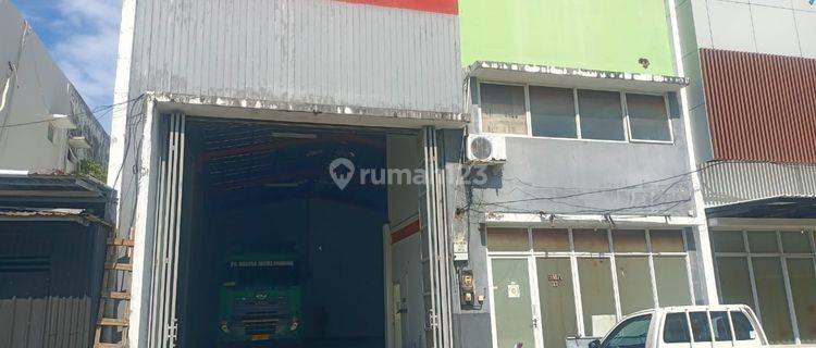 Disewakan gudang tengah kota pasar segar balikpapan 1