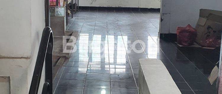 Ruko di JL MONANG MANING, Denpasar Barat 100.0 m² Unfurnished SHM 1