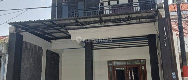 Disewakan Rumah Kantor Dijalan Ikan Mungsing Perak Surabaya 1