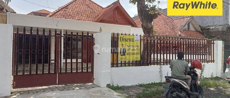 Disewakan Rumah Dijalan Hamzah Fansyuri Surabay 1