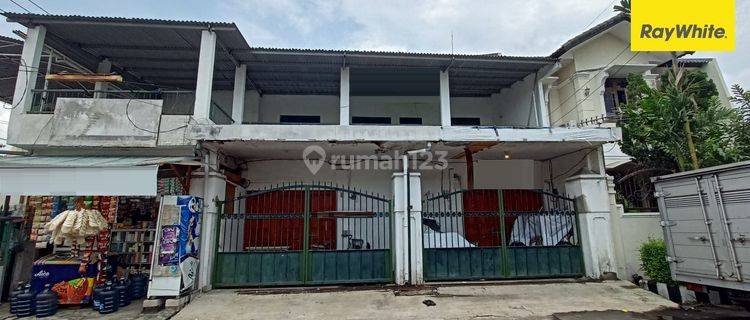 Disewakan Rumah 2 Lt di Semolowaru Elok Surabaya 1