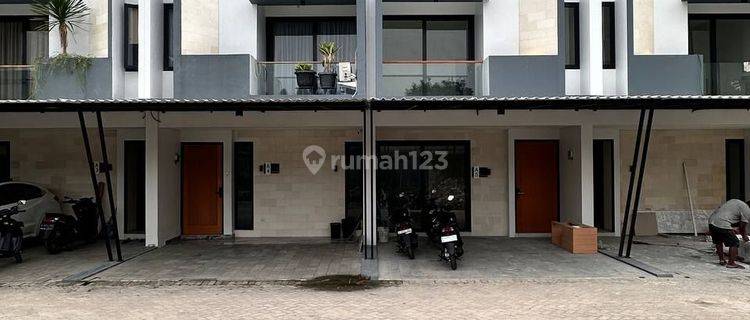 Rumah Dalam Cluster Dengan Private Room  1