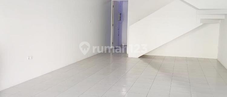 Well-Maintained 2-Story Ruko Ready to Use in Beautiful Holis Garden, Bandung 1