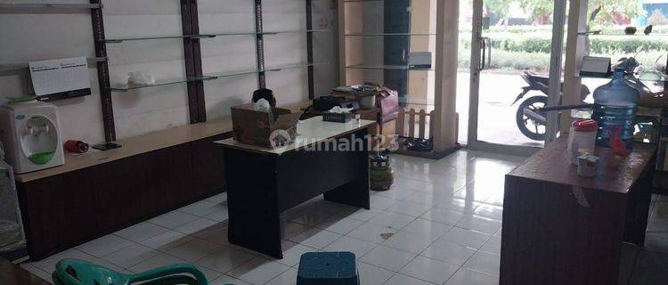 DIJUAL CEPAT RUKO PINGGIR JALAN
RUKO MAHONI NIAGA, TAMAN ROYAL
CIPONDOH TANGERANG
 1