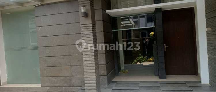 Nice Minimalist House in Leuwi Panjang 1