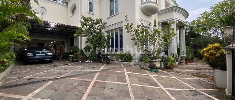 Dijual Rumah Mewah Classic Design Lokasi di Jalan Kahfi Jagakarsa Jaksel 1