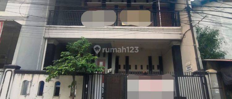 Rumah kost 3 lantai,15 kamar tidur dan 12 kamar mandi,furnished,harga murah,lokasi strategis di Rawamangun,jakarta timur  1