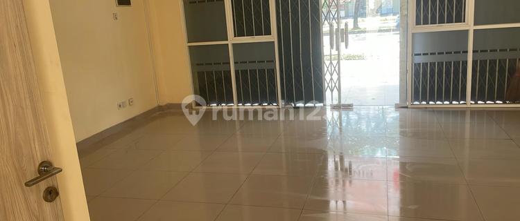 For Rent Arana Shop House in Harapan Indah Bekasi 1