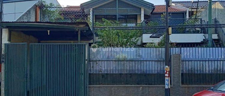 Rumah Di Jual Area Menteng Dekat Ke Sudirman Jakarta Pusat 1