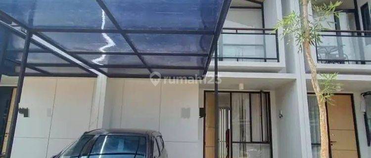 Disewakan Rumah Baru Furnished di Cluster Uptown Estate cikarang 1