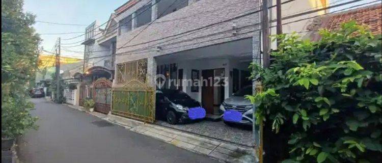 Disewakan Rumah bagus Semi Furnished di Pondok bambu, duren sawit 1