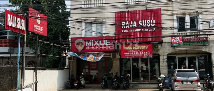 For rent: shop house on the main road of Bekasi city, near Galaxy Pekayon Kemang. 1