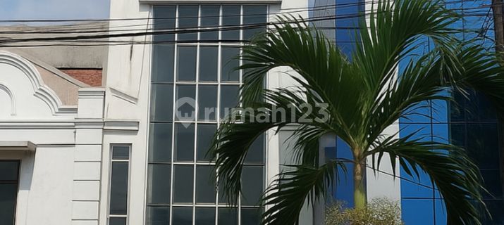 For Rent, Shop House on Main Road Kemang Pratama, Strategic Location in Bekasi City 1