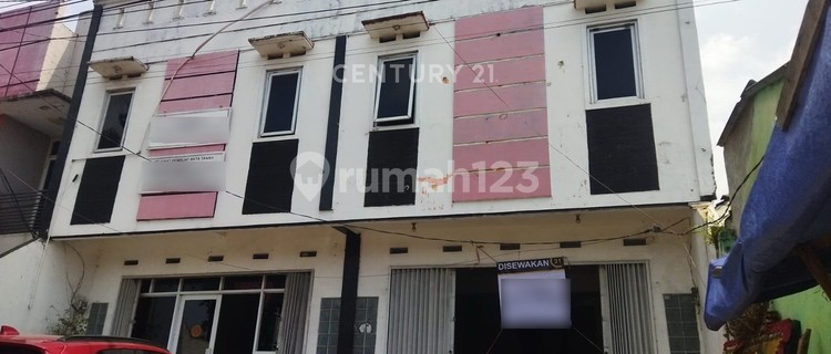 3-Story Shophouse on Jl Raya Serang Pandeglang Km 3 1