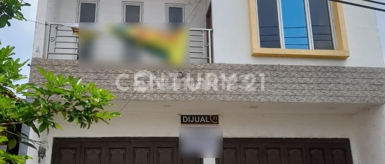 Three-Floor Shop House on Tembong Main Road, Suitable for Business 1