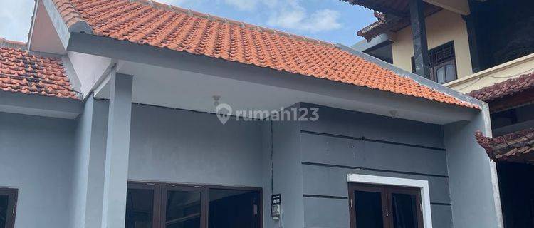 Villa Private Eksklusif Di Kawasan Jimbaran Taman Griya Badung 1