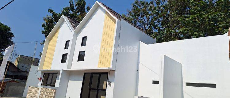Rumah Mezzanine Konsep Scandinavian Dekat Tol Exit Jatiwarna 1