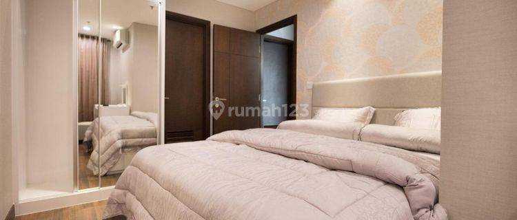 Apartemen 2 BR Akr Gallery West Bagus Furnished 1