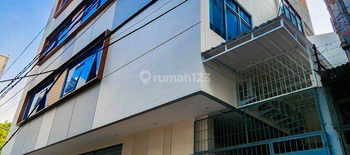 Rumah kost 23 kamar fully furnished di Gambir Jakarta pusat  1