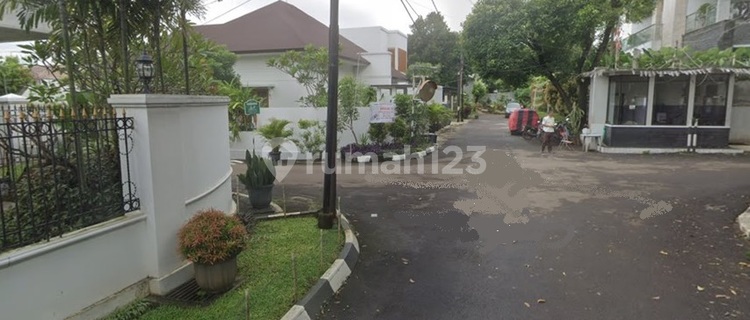 For Sale: Pejaten Barat House Below NJOP in a Lush Complex 1