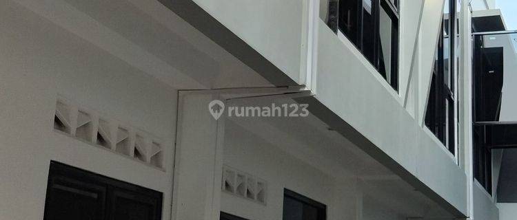 Rumah Murah 2 Lantai Dekat Pasar Baru Dan Tamansari Jakarta 1