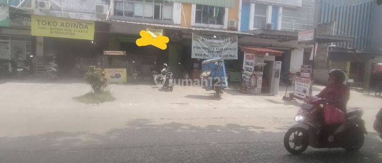 Ruko Dekat Sumarecon Bekasi 1