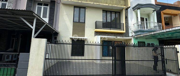 Dijual Rumah 2 Lantai Dekat Jl. Mp. Mangkunegara Palembang 1