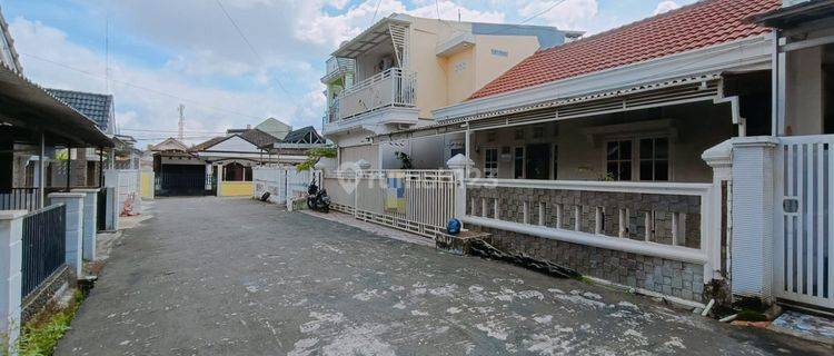 Dijual Rumah 2 Lantai Dan Siap Huni Di Tengah Kota, Jl. Letnan Murod, Palembang
 1