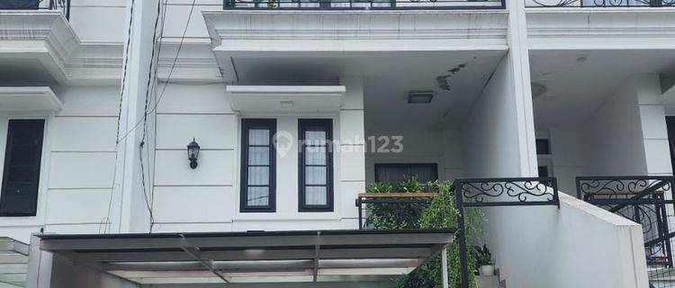 Rumah Bagus Di Mayang Residence Veteran Bintaro Jakarta Selatan 1