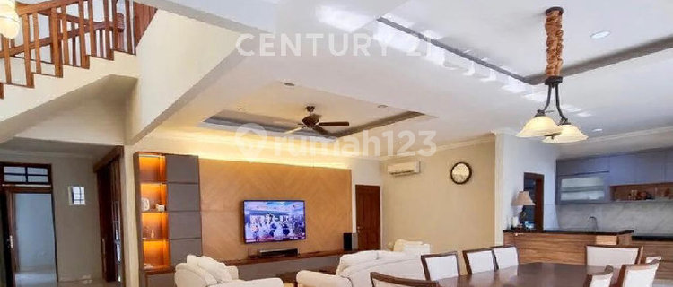 For Sale Pondok Indah House, 7 Bedrooms, Good Condition! Strategic Location! 1