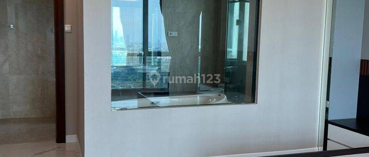 Apartment Senayan City, Per Month 3500 Usd Complete Facilities 100 Comfort di L. Asia Afrika No.lot. 19 1