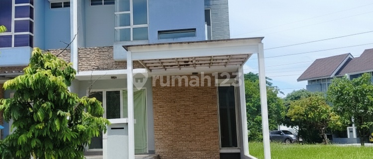 For Rent 2-Story House in Vasana Harapan Indah Cluster, Bekasi 1