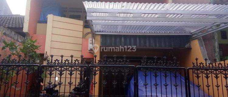 Dijual Rumah di Taman Malaka Duren Sawit, Jakarta Timur 1