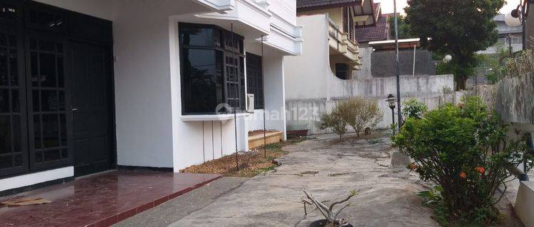 Rumah Banyumanik Srondol 2 Lantai Siap Huni Sudah Renovasi 1