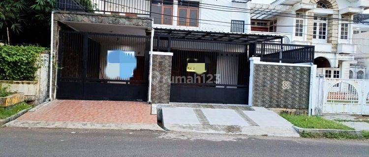 Rumah Cantik 2 Lt Siap Huni Di Taman Alfa Indah Joglo Kembangan Jakarta Barat  1