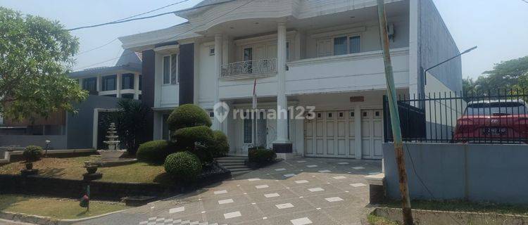 Rumah Mewah Siap Huni Di Jln Palem Raya Utama

 1