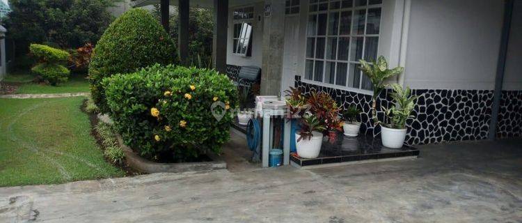 Rumah asri letak strategis di Jalan utama cimahi 1