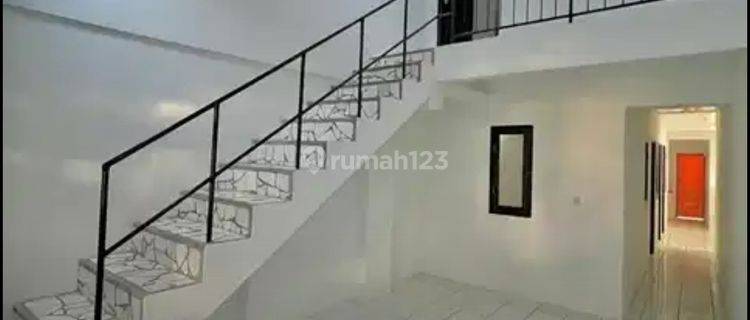 DI KONTRAKAN RUMAH CANTIK BARU RENOV AREA TURANGGA 1