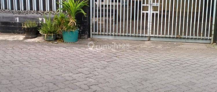 Dijual Rumah Jalan Krakatau Surabaya Pusat 1