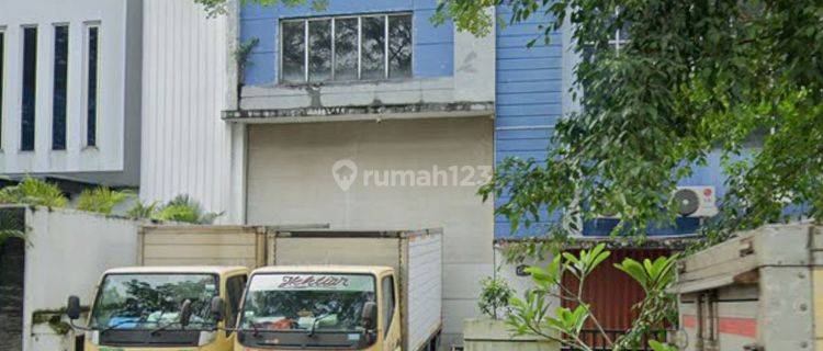 Gudang SEWA 450 m Bagus di Taman Tekno BSD 1