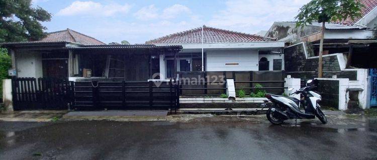 Rumah Bagus Shm Samping Jalan Di Turangga Kota Bandung 1