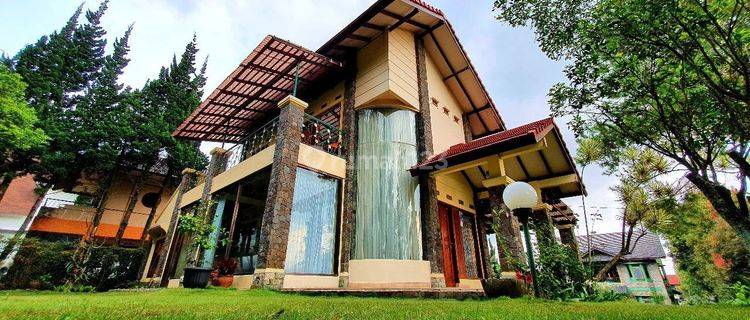 Rumah Villa Istana Bunga Yang Aman Dan Asri Di Lembang Bandung 1