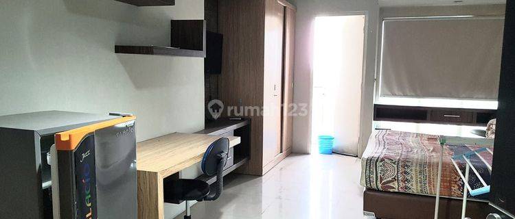 Disewakan Apartemen Petra Square Deluxe LT. 5 | Bagus | Furnished 1