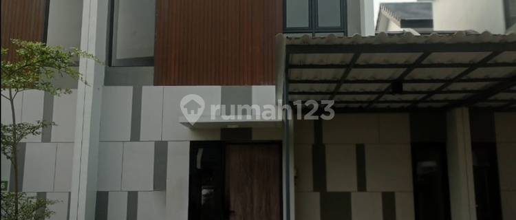 Disewakan Rumah 2 Lantai Siap Huni 1