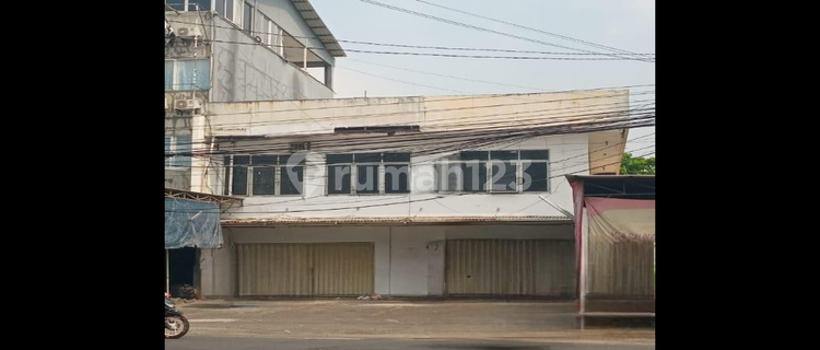 FOR RENT SHOPHOUSE IN GRAHA RAYA AREA, BINTARO TANGERANG 1