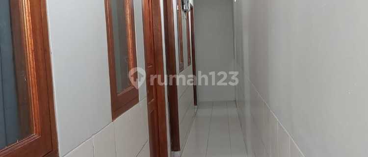 Kost house. Always active. Fully occupied in Kemayoran. 1